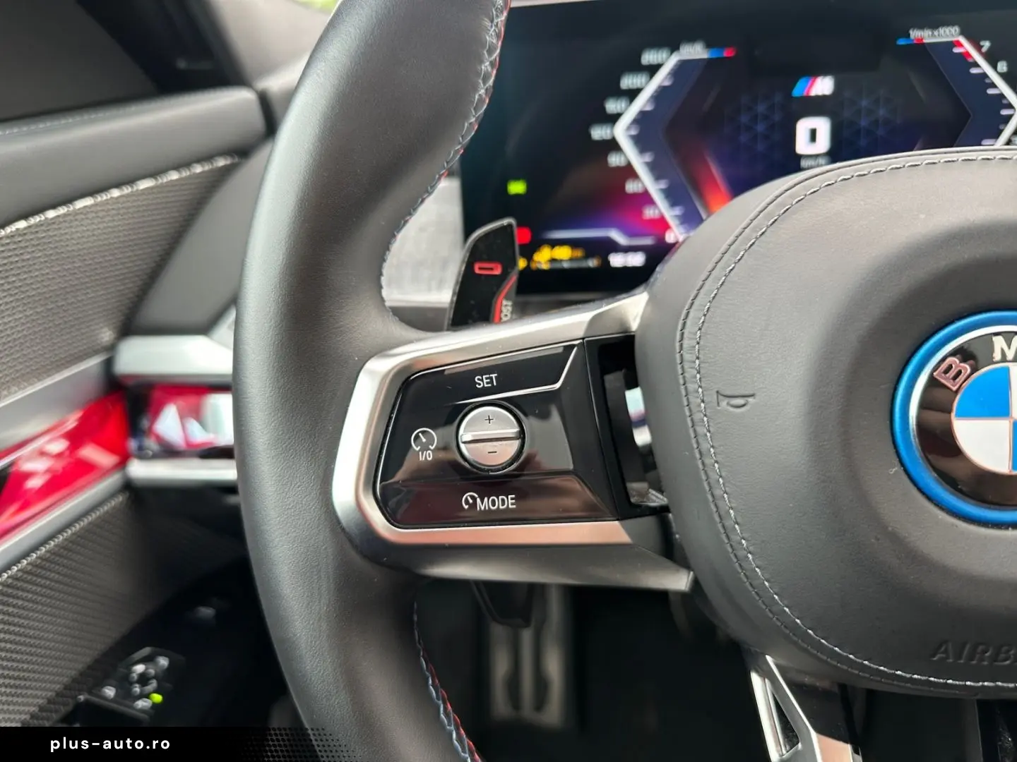 BMW Seria 7 2023 — imagine 17