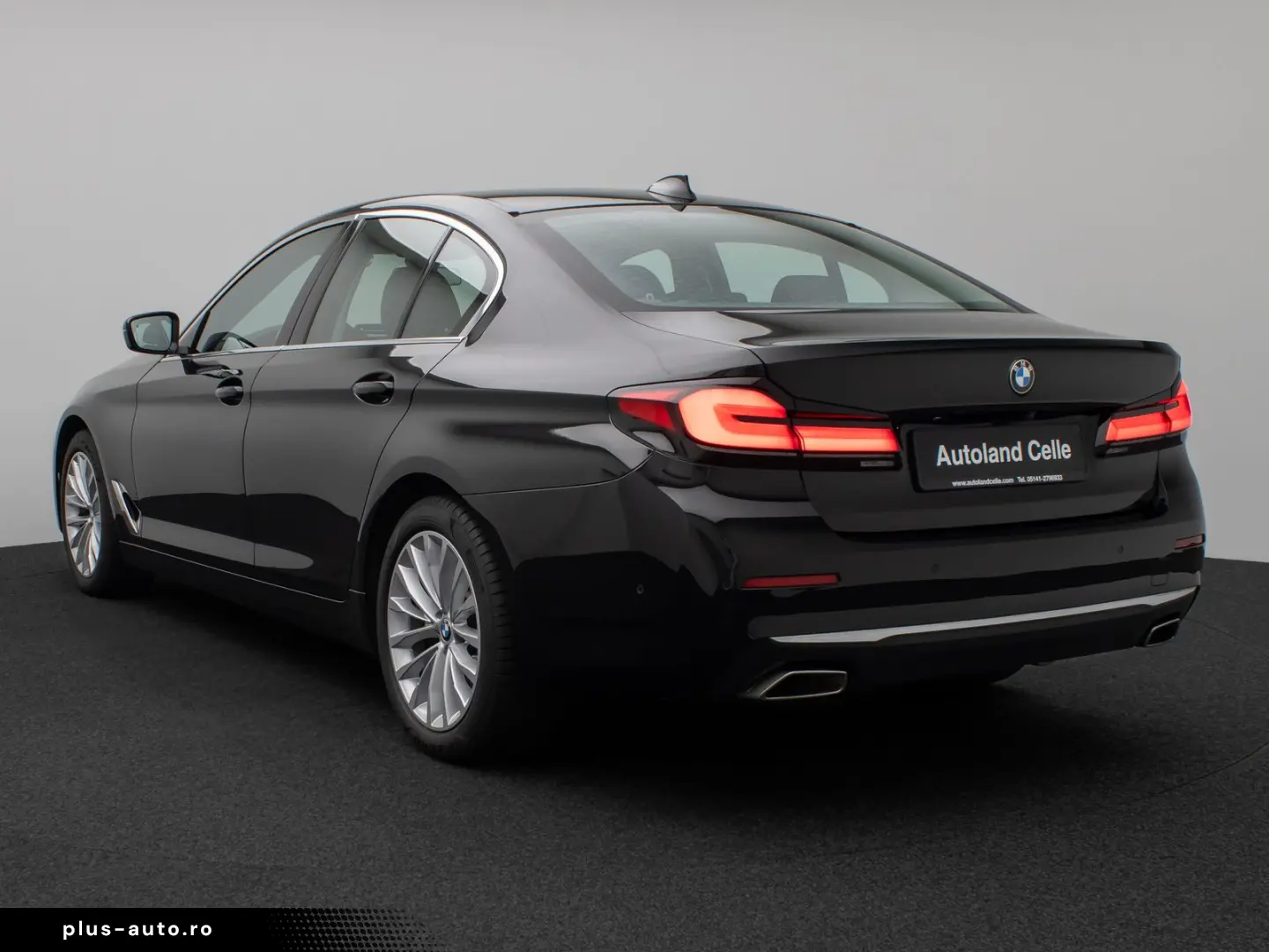 BMW Seria 5 2023 — imagine 8