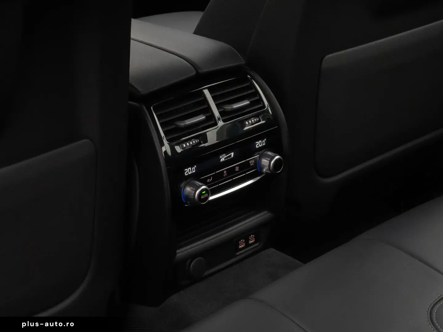 BMW Seria 5 2023 — imagine 26