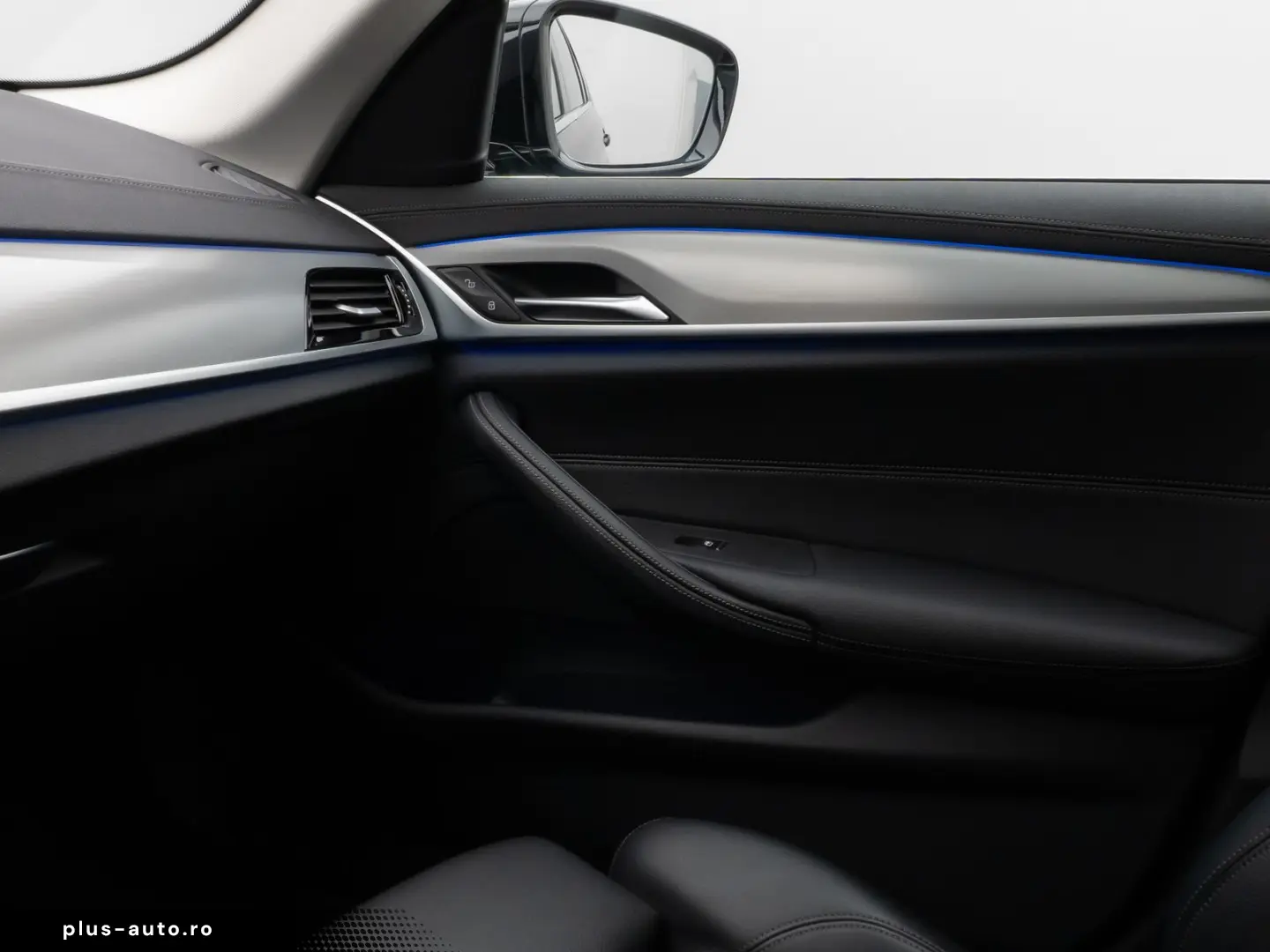 BMW Seria 5 2023 — imagine 31