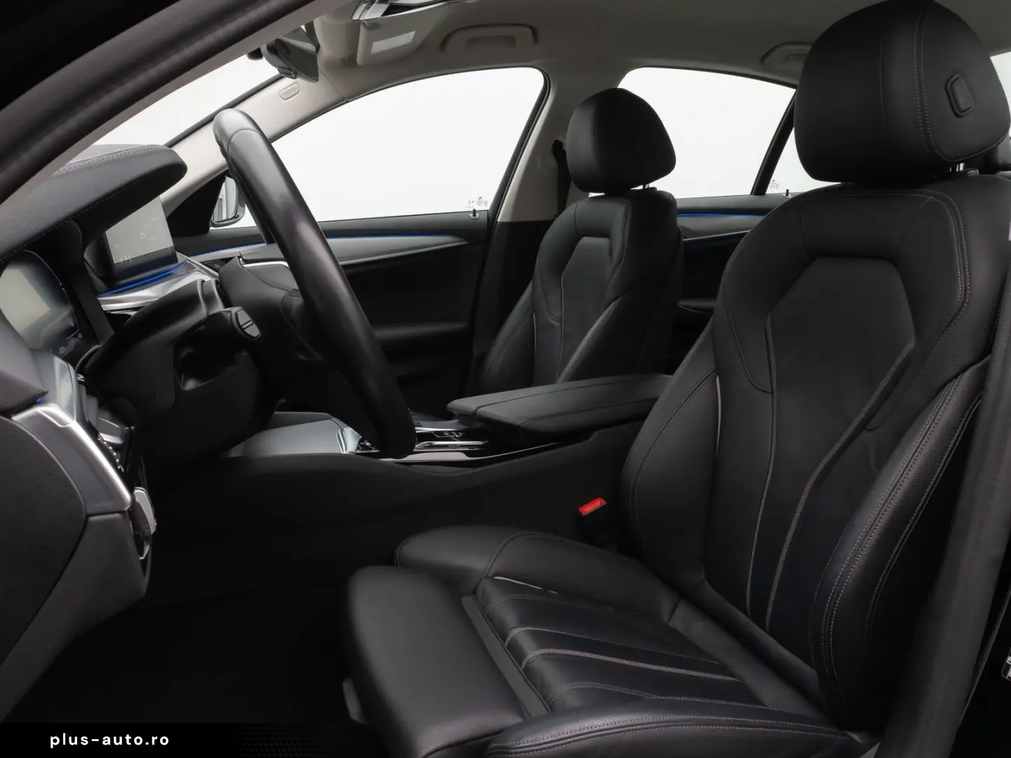 BMW Seria 5 2023 — imagine 33