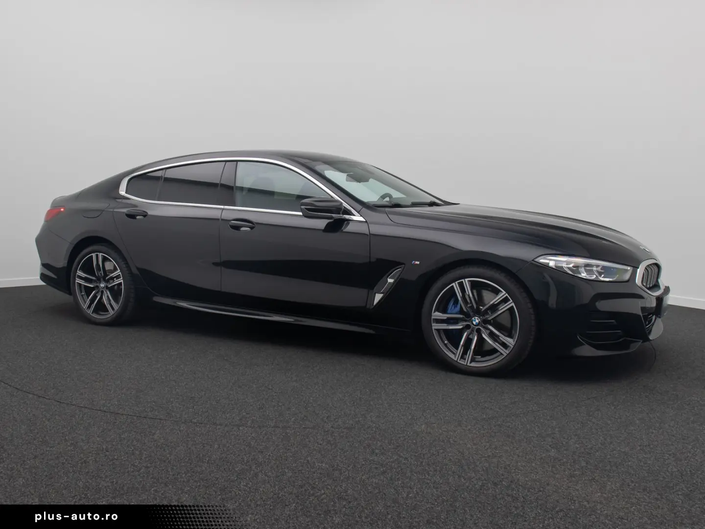 BMW Seria 8 2022 — imagine 4