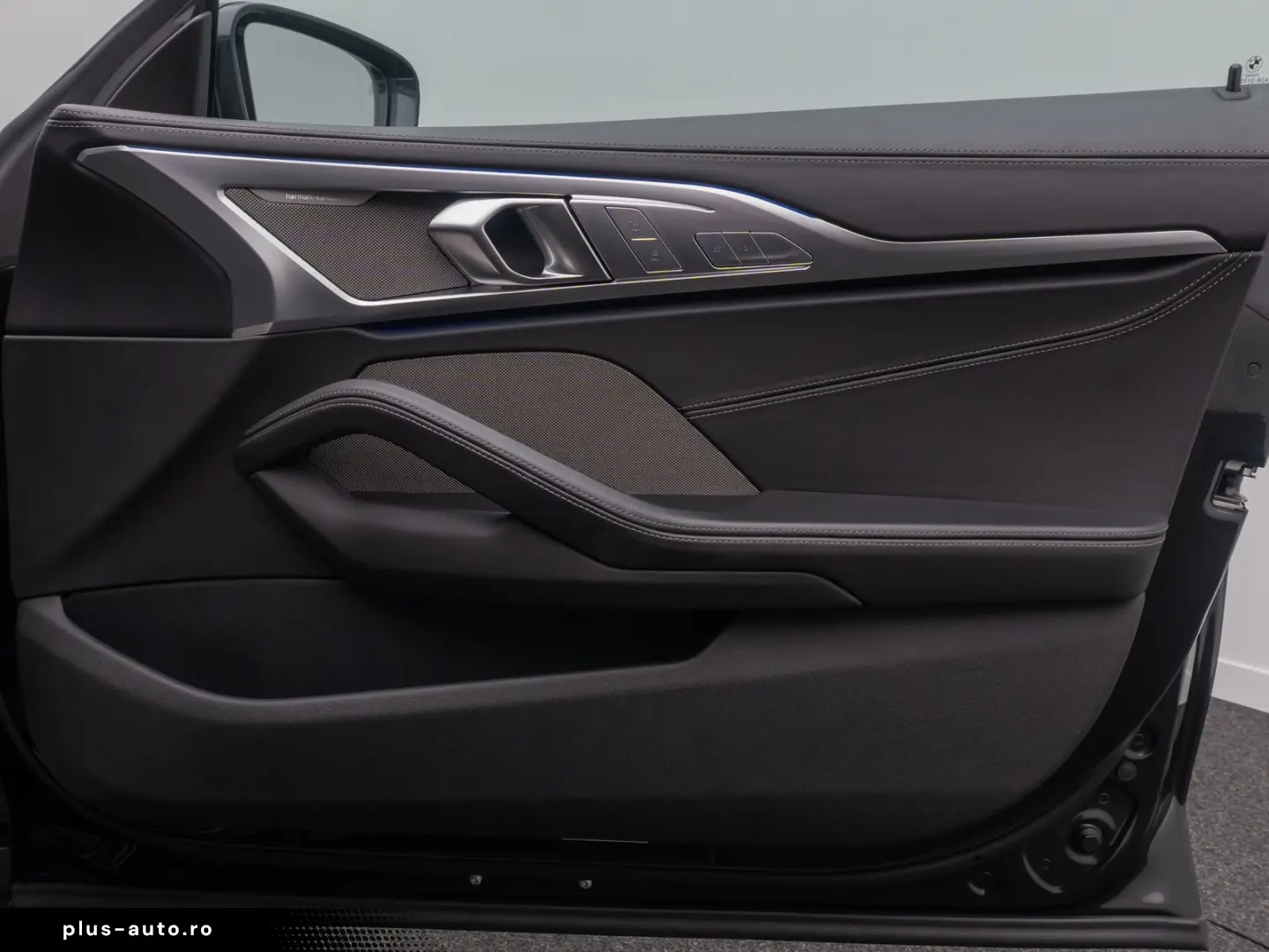 BMW Seria 8 2022 — imagine 30