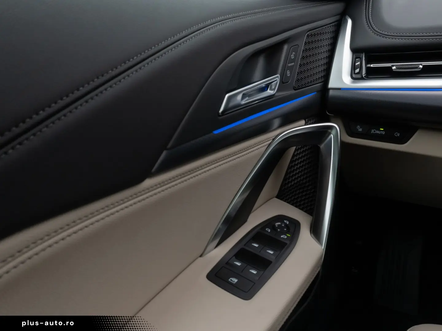 BMW X1 2023 — imagine 32