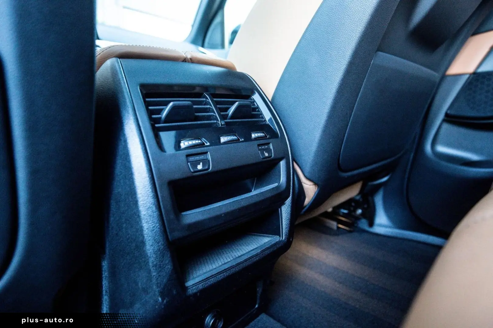 BMW X5 2022 — imagine 10
