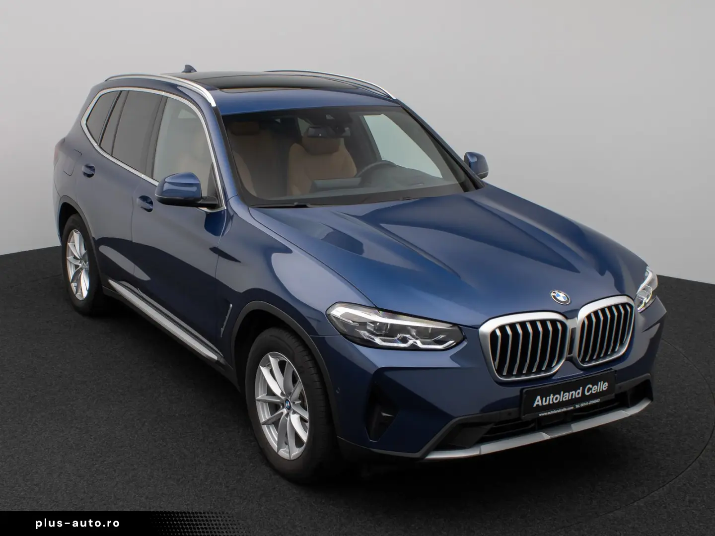 BMW X3 xD20i Panorama Kamera HUD AHK Komfort Sport