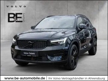 VOLVO XC40 B3 Plus Black Edition 2WD W-LAN FACEL. LED