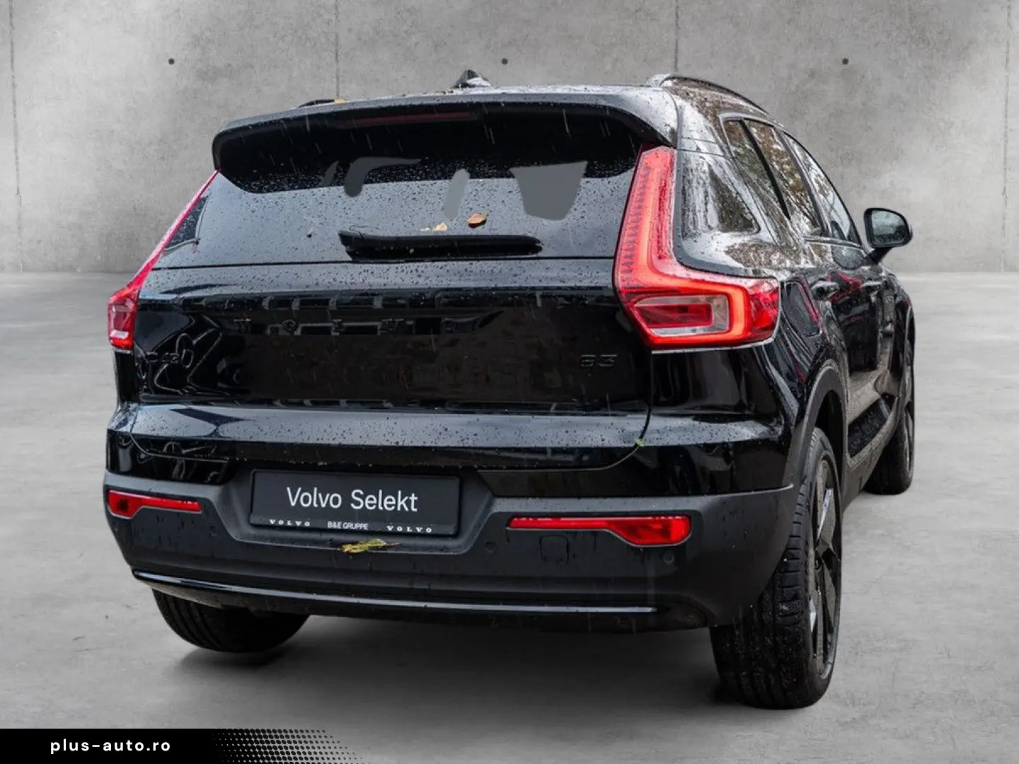 VOLVO XC40 B3 Plus Black Edition 2WD W-LAN FACEL. LED
