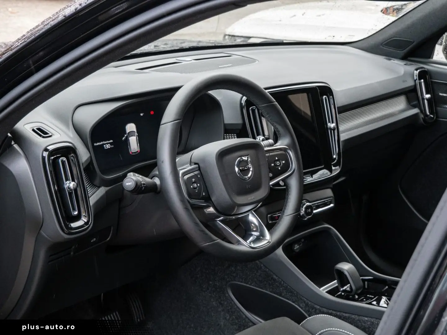 VOLVO XC40 B3 Plus Black Edition 2WD W-LAN FACEL. LED