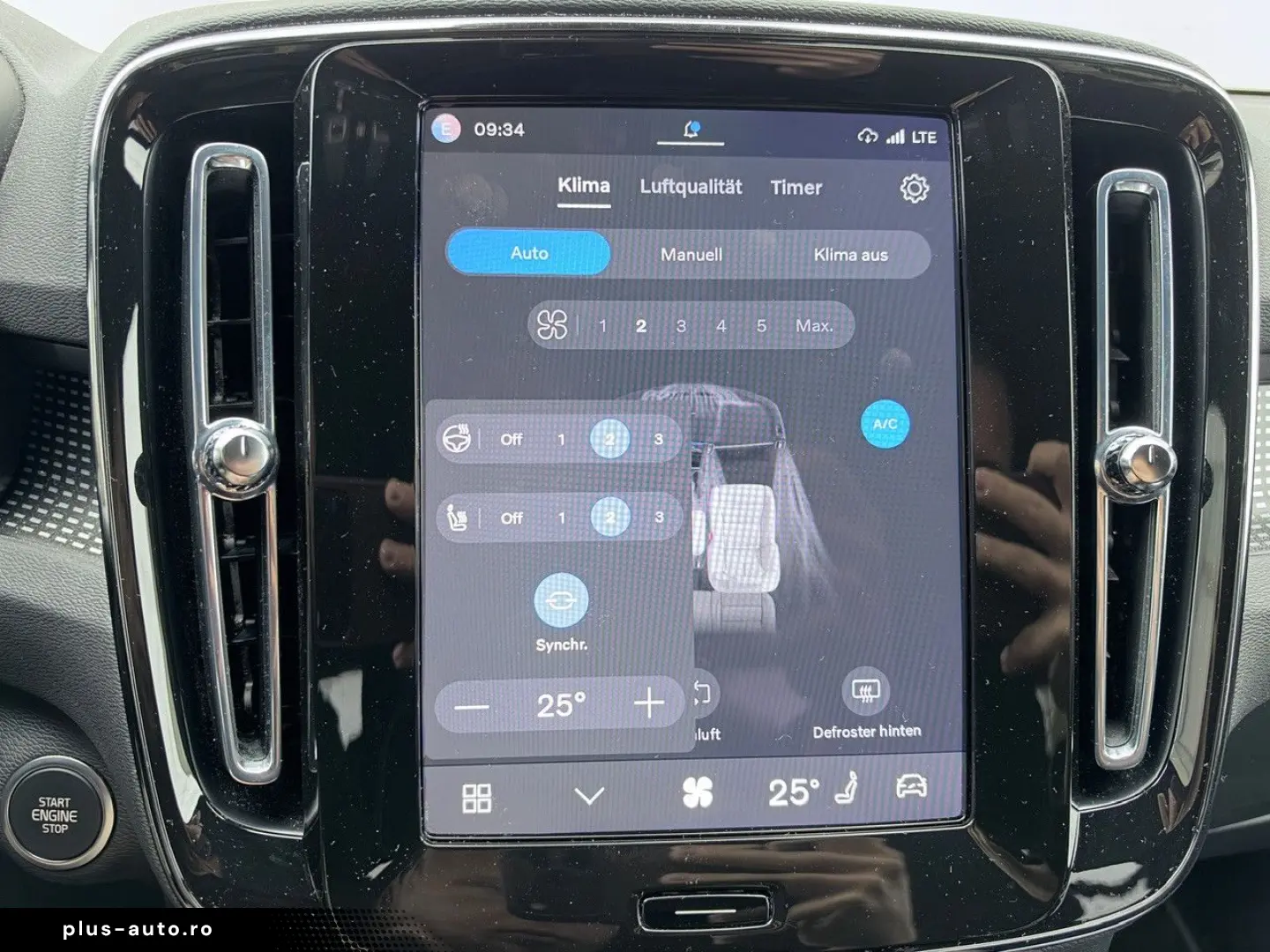 VOLVO XC40 B3 B DKG Plus Dark   360 KAM.   H&K   AHK