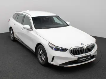 BMW 520d Kamera DAB Alarm DrivingAssist Leder Sport
