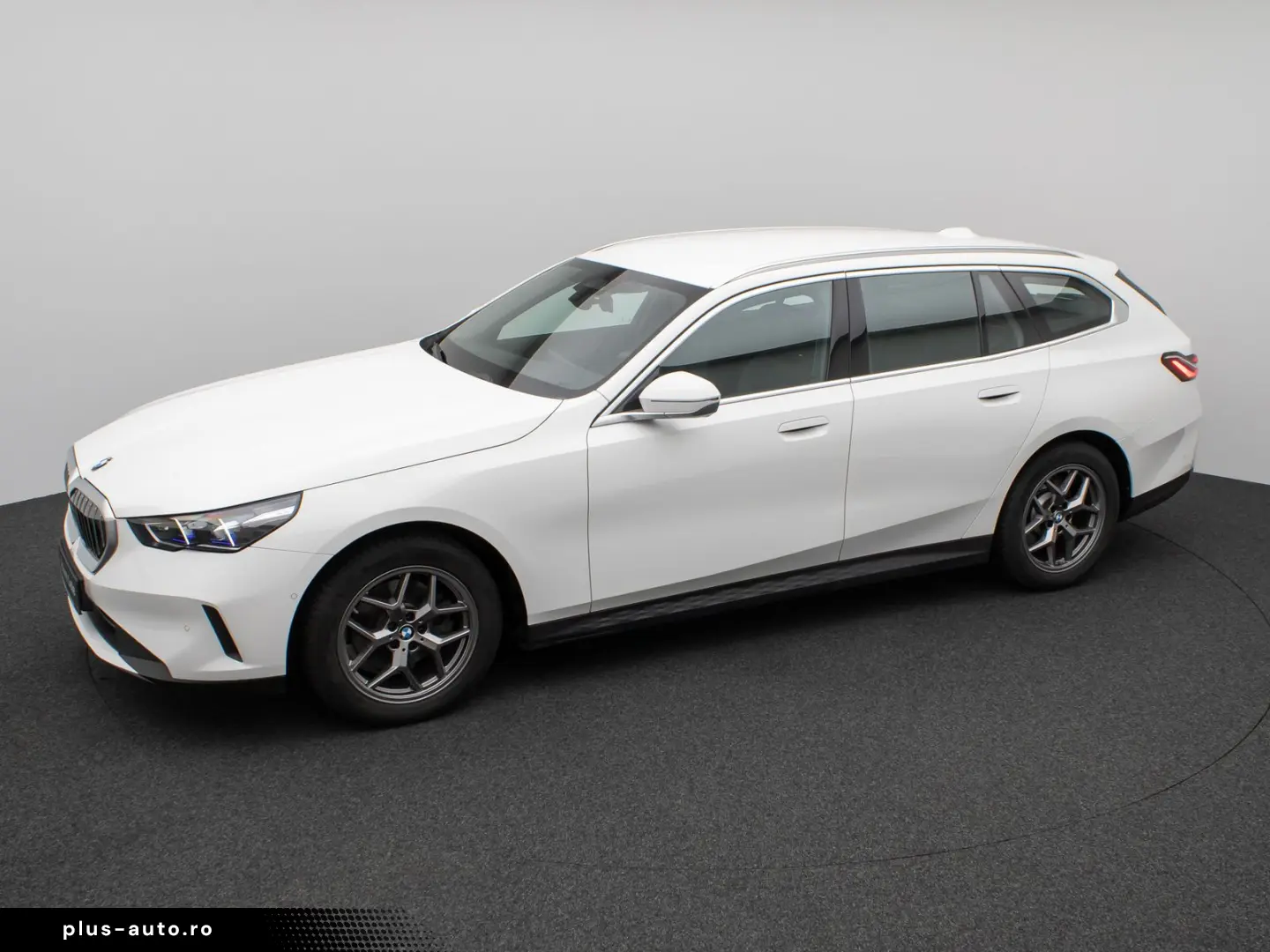BMW Seria 5 2024 — imagine 11