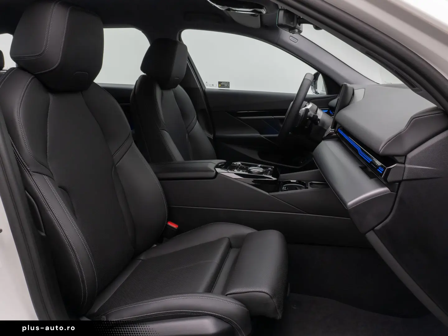 BMW Seria 5 2024 — imagine 33