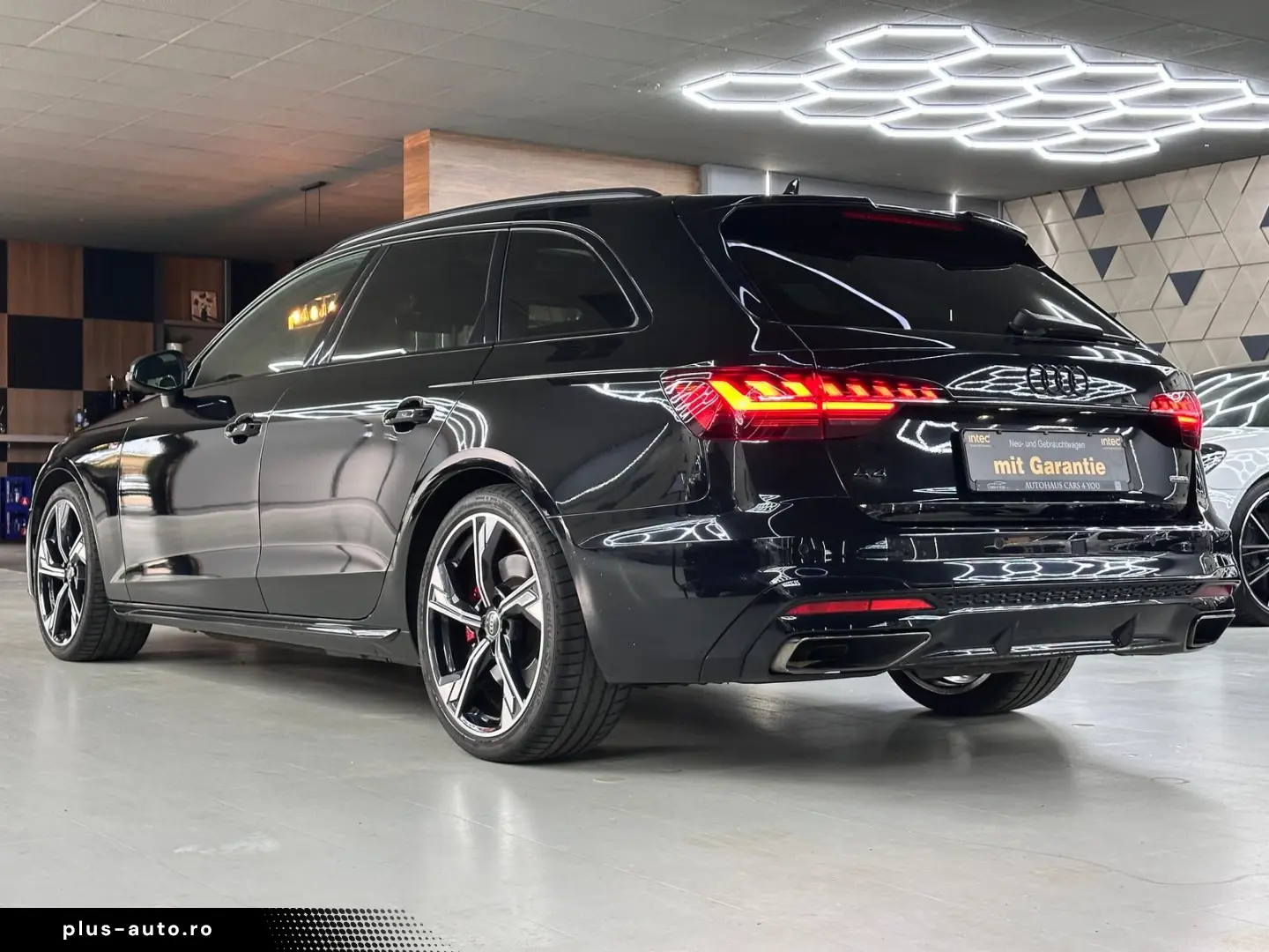 AUDI A4 2025 — imagine 6