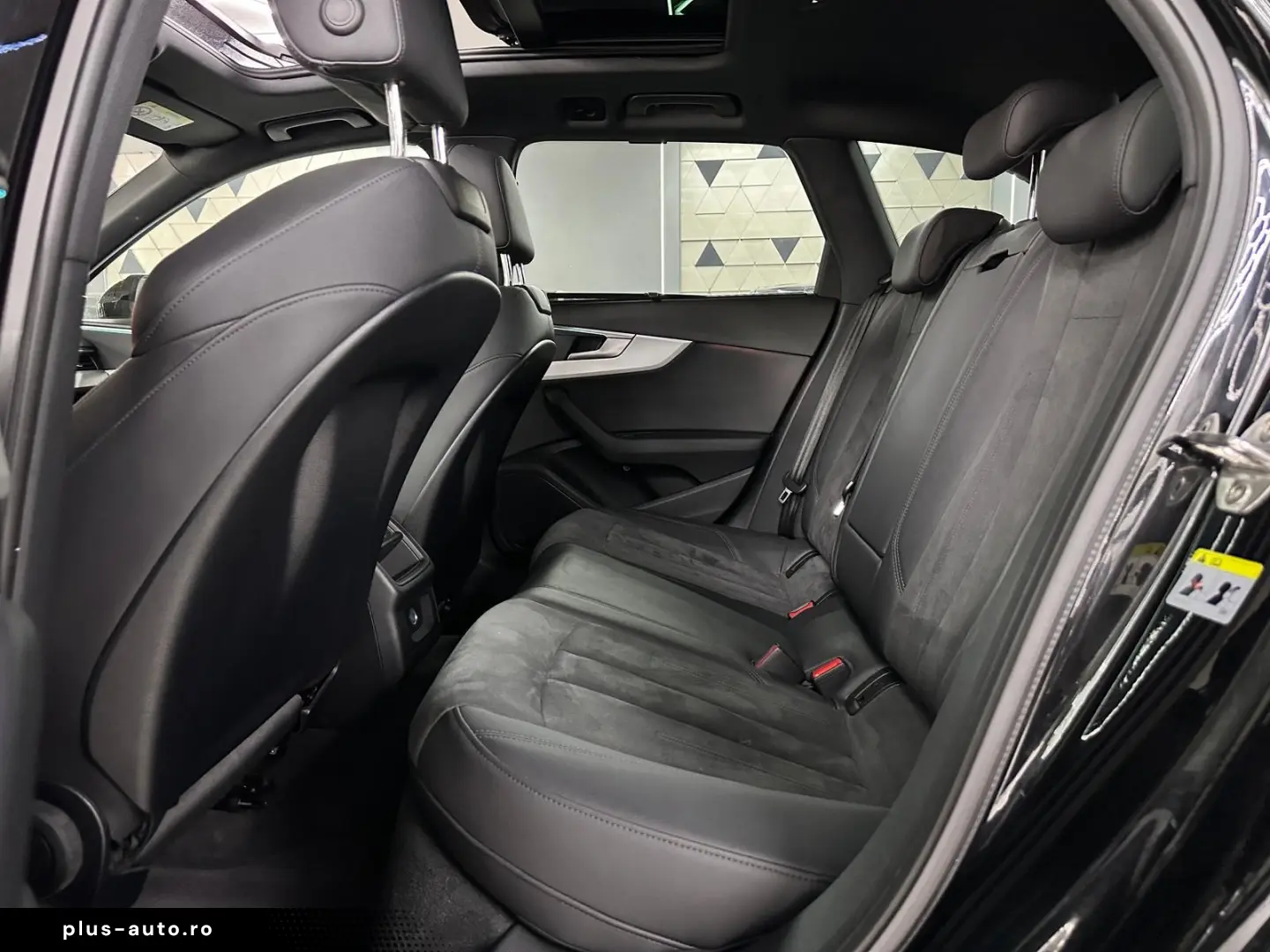 AUDI A4 2025 — imagine 28
