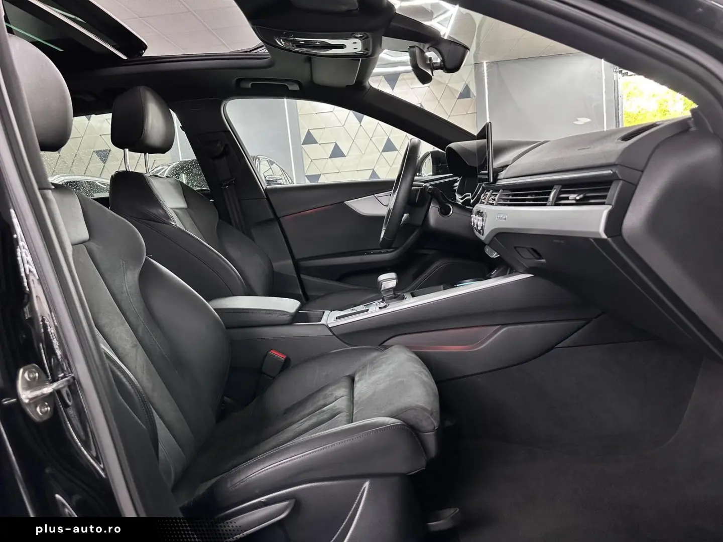 AUDI A4 2025 — imagine 31