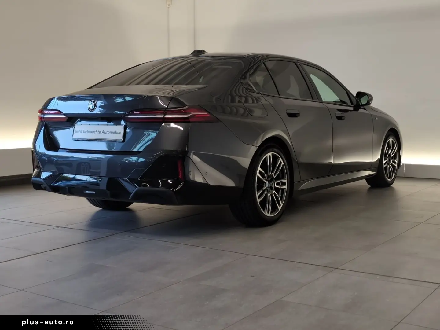 BMW Seria 5 2024 — imagine 8
