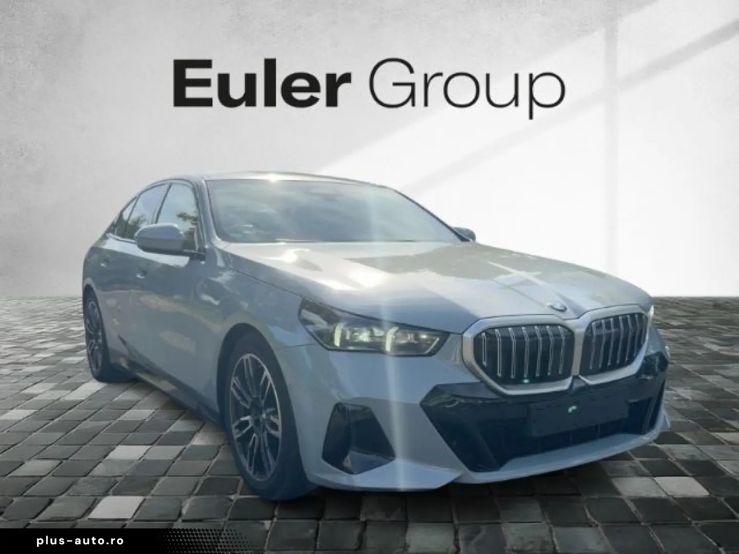 BMW Seria 5 2023 — imagine 5