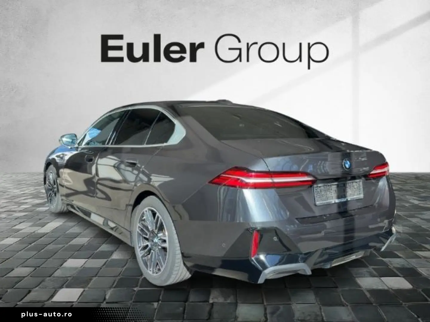 BMW Seria 5 2024 — imagine 3