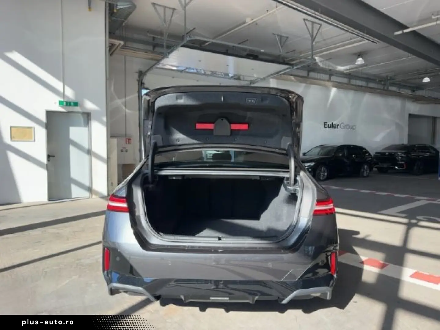 BMW Seria 5 2024 — imagine 16