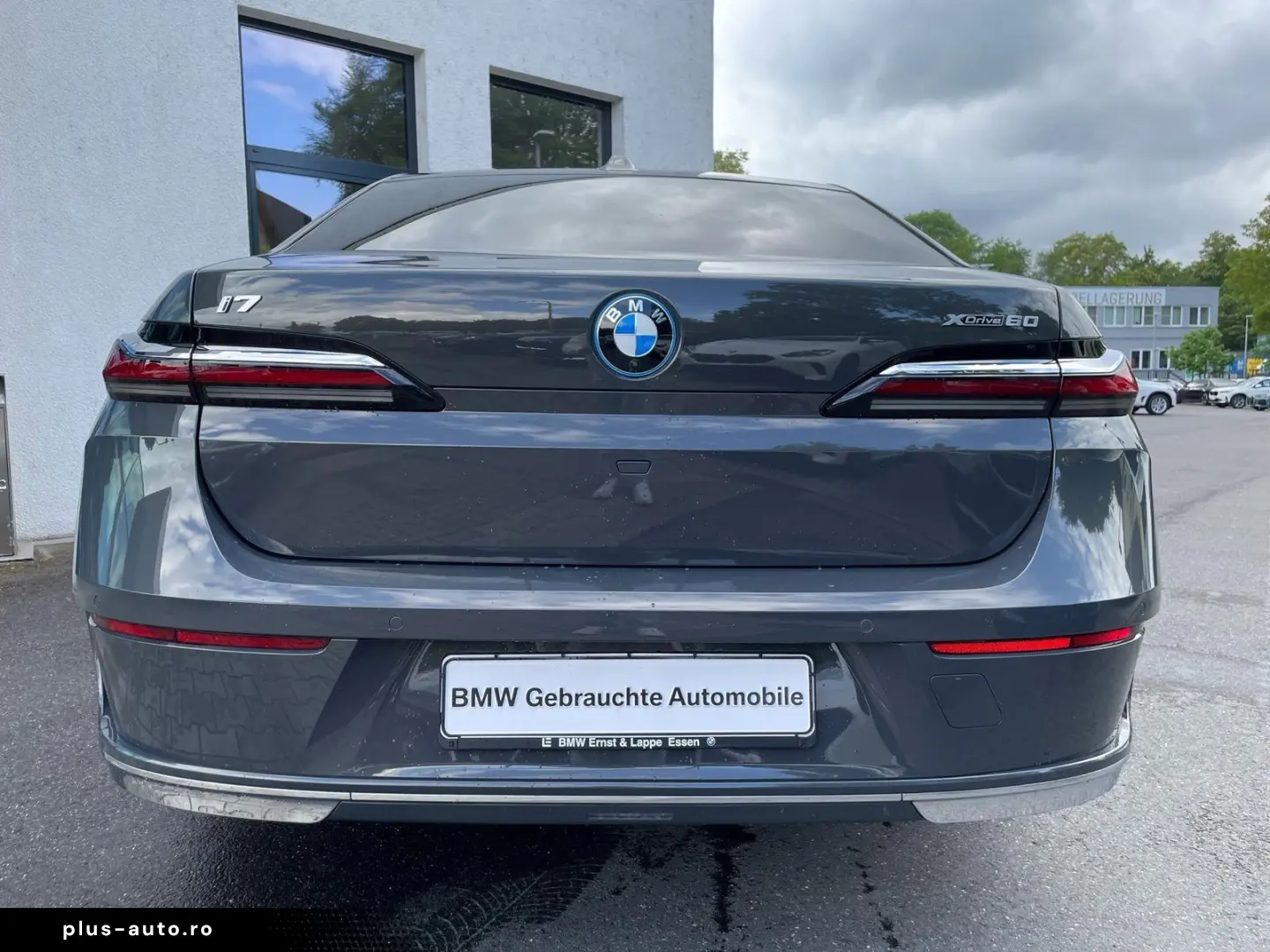 BMW i7 2025 — imagine 26