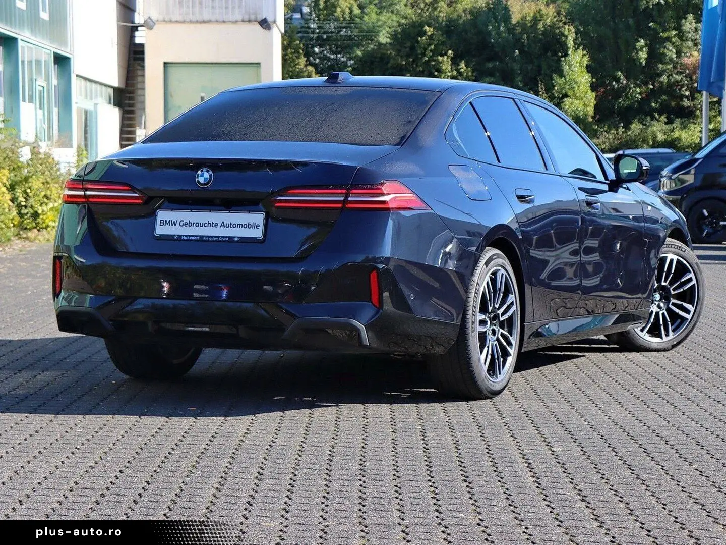 BMW Seria 5 2023 — imagine 3
