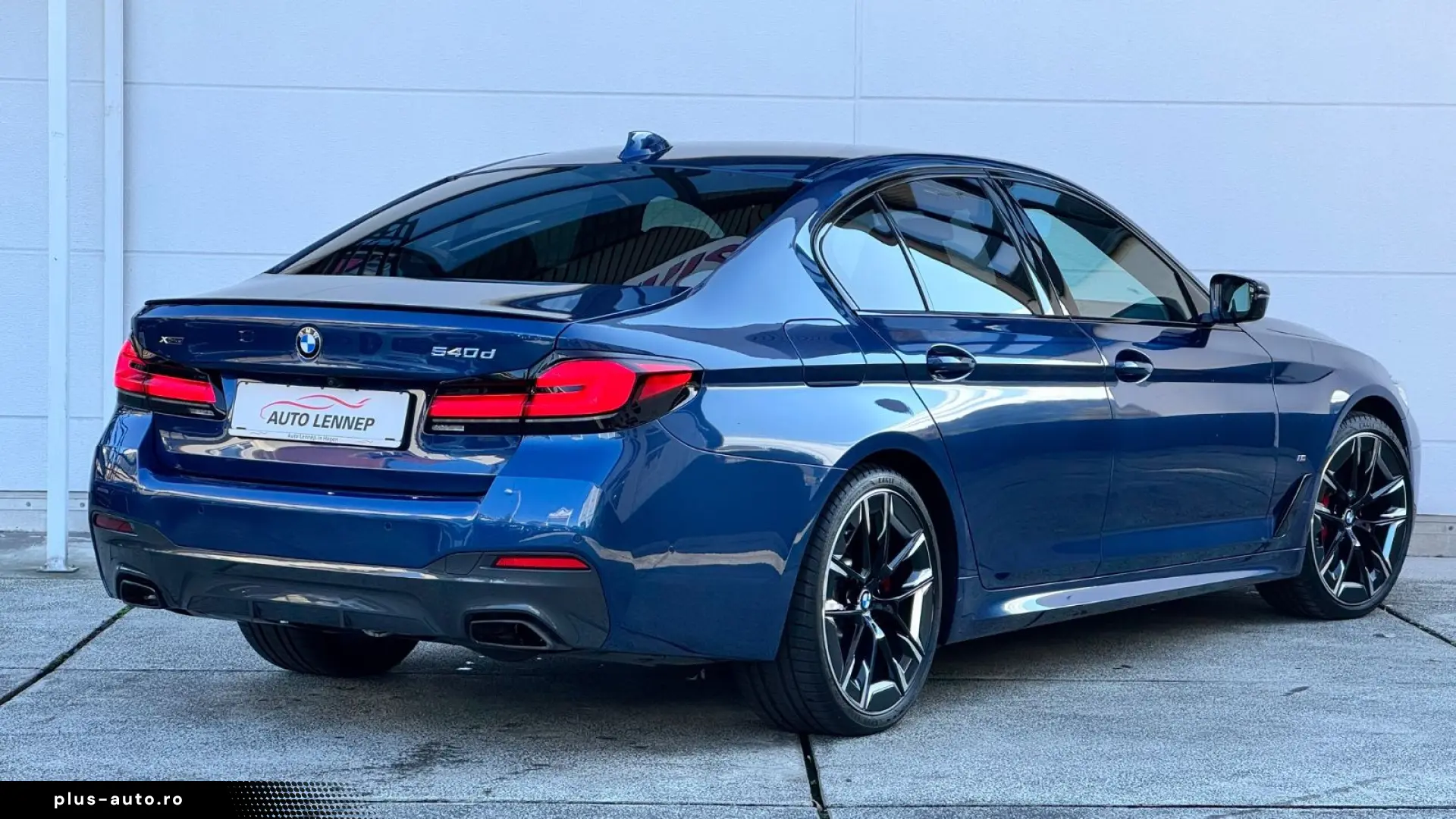 BMW Seria 5 2023 — imagine 8