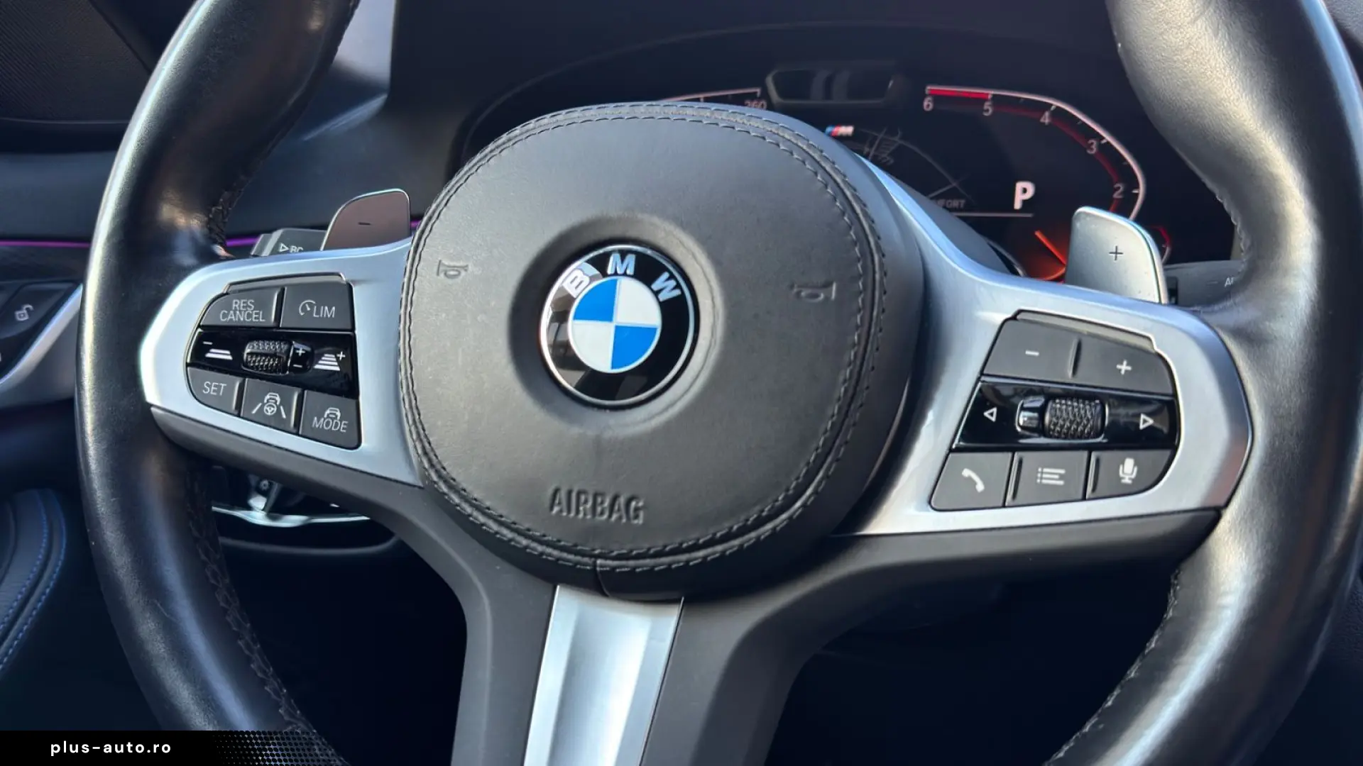 BMW Seria 5 2023 — imagine 16