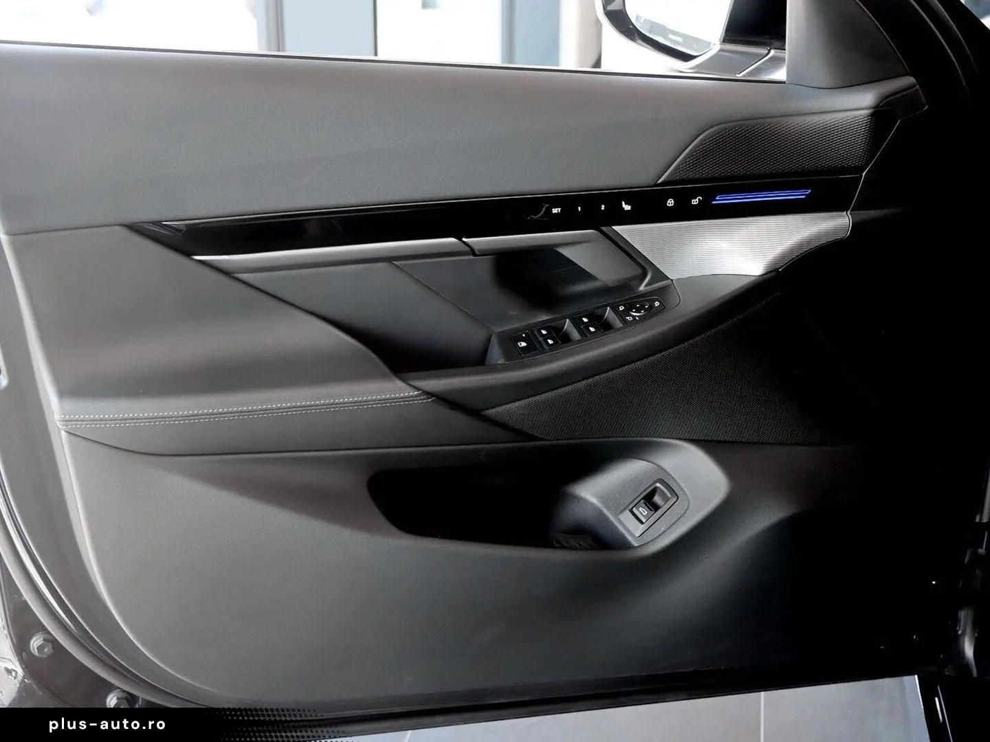 BMW Seria 5 2024 — imagine 16