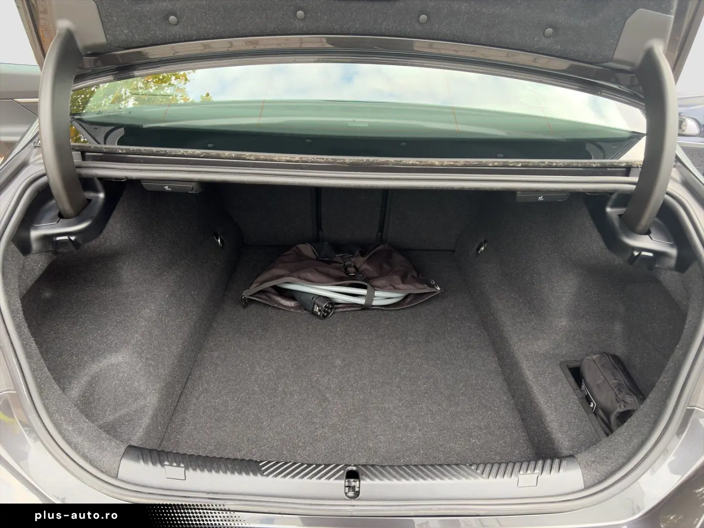 BMW Seria 5 2024 — imagine 14