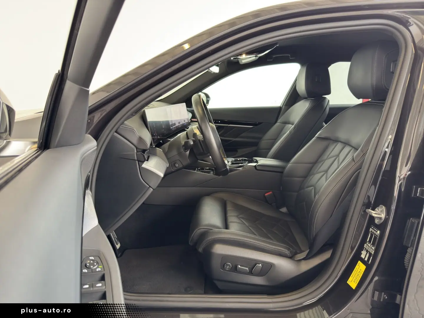 BMW Seria 5 2024 — imagine 8