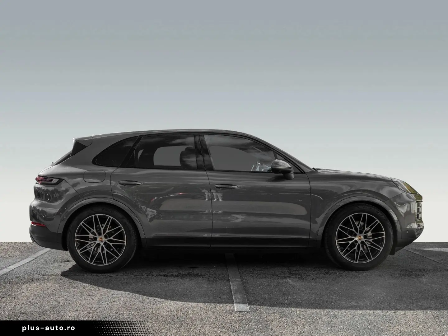 PORSCHE Cayenne 2023 — imagine 2