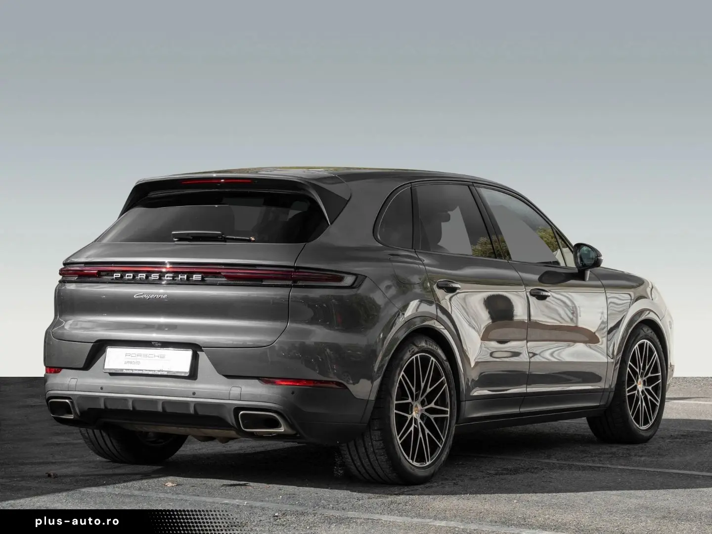 PORSCHE Cayenne 2023 — imagine 3