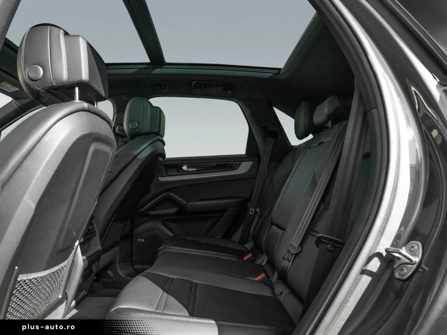 PORSCHE Cayenne 2023 — imagine 17