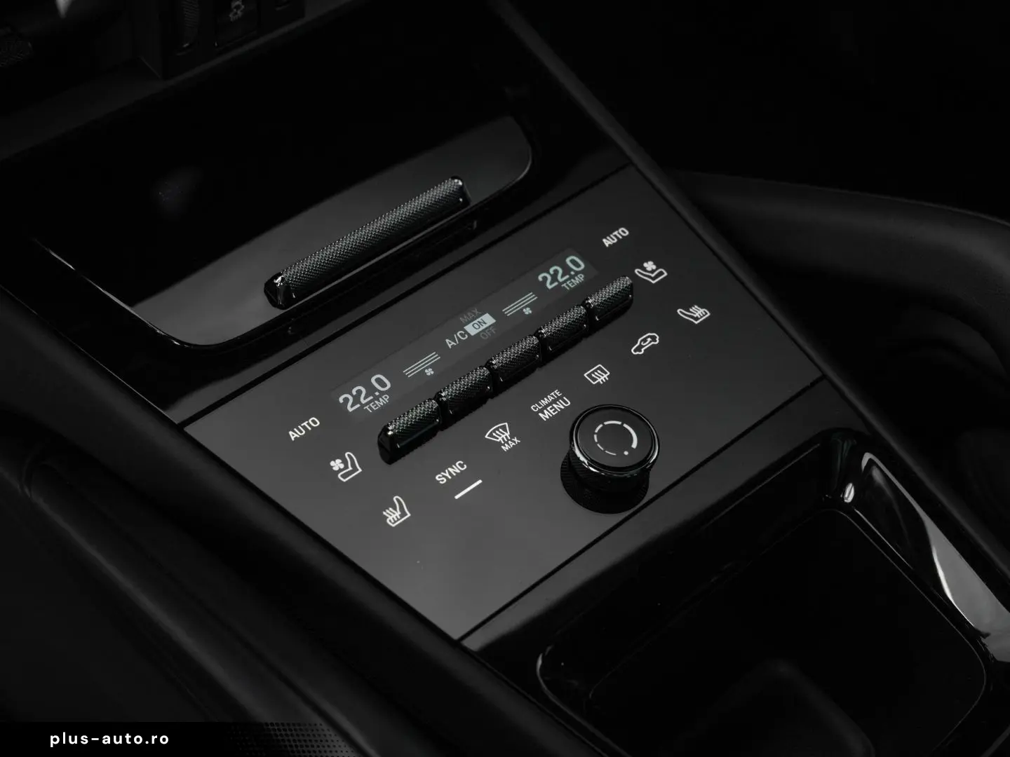 PORSCHE Cayenne 2023 — imagine 24