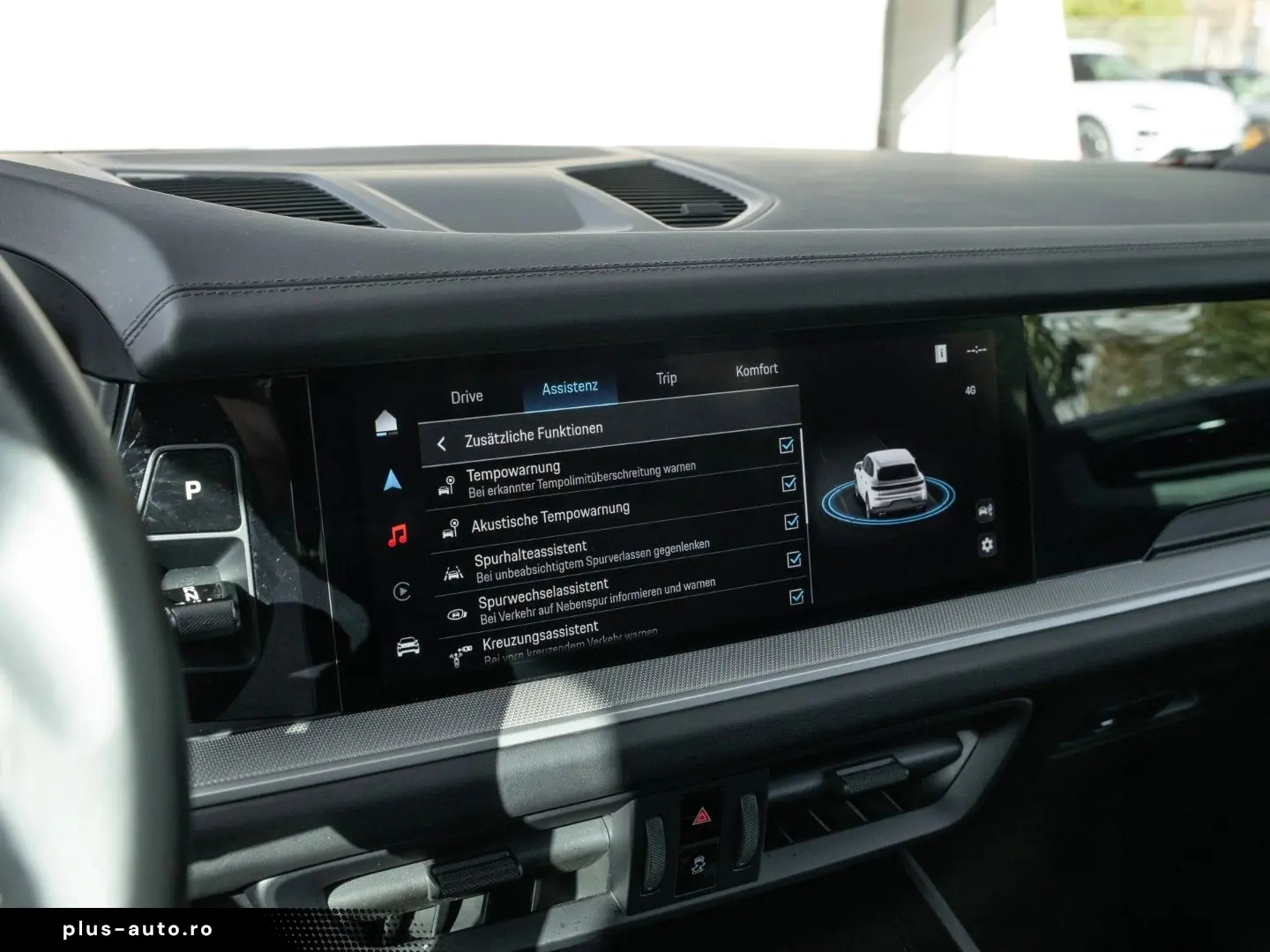 PORSCHE Cayenne 2023 — imagine 25