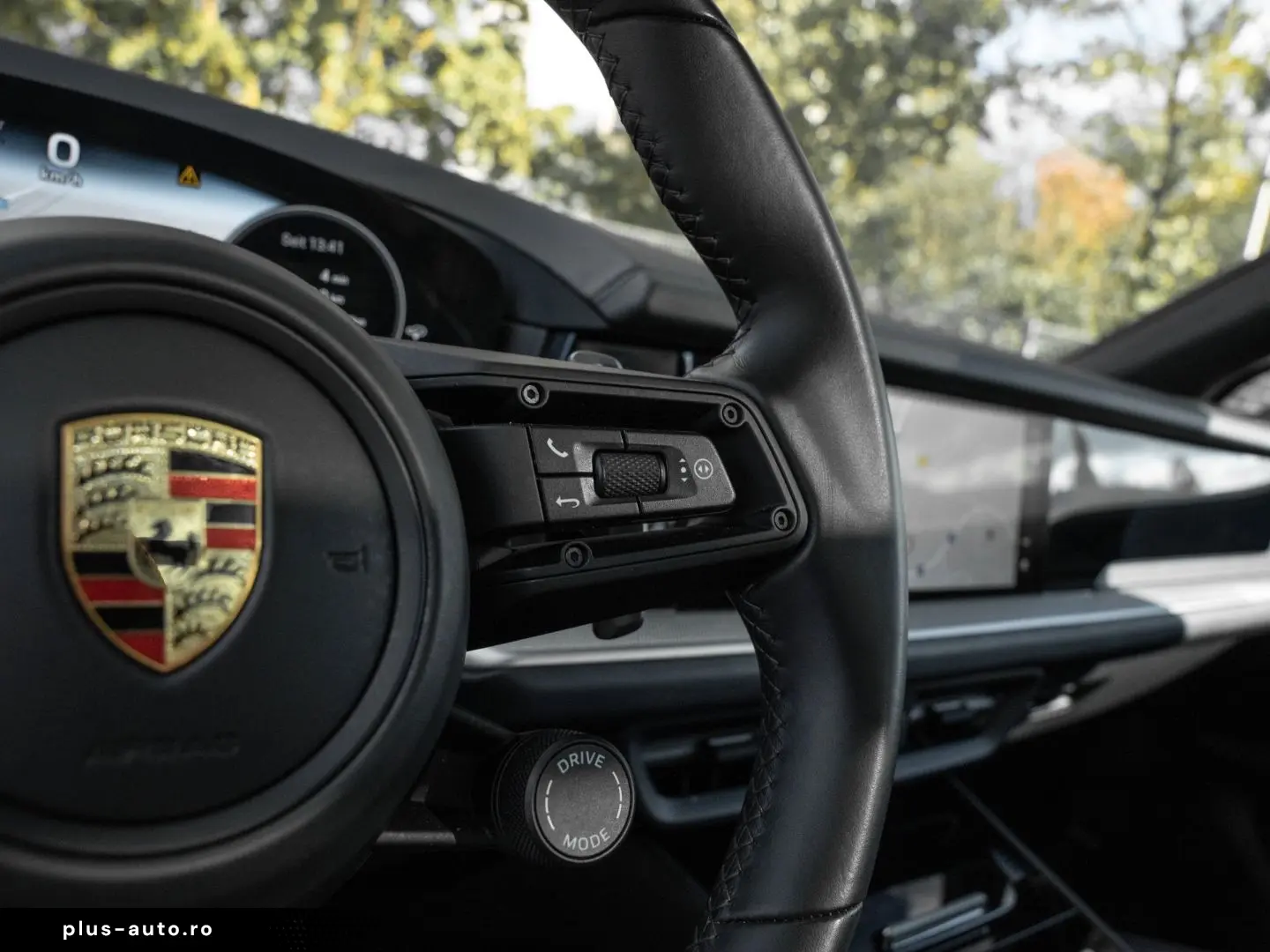 PORSCHE Cayenne 2023 — imagine 30