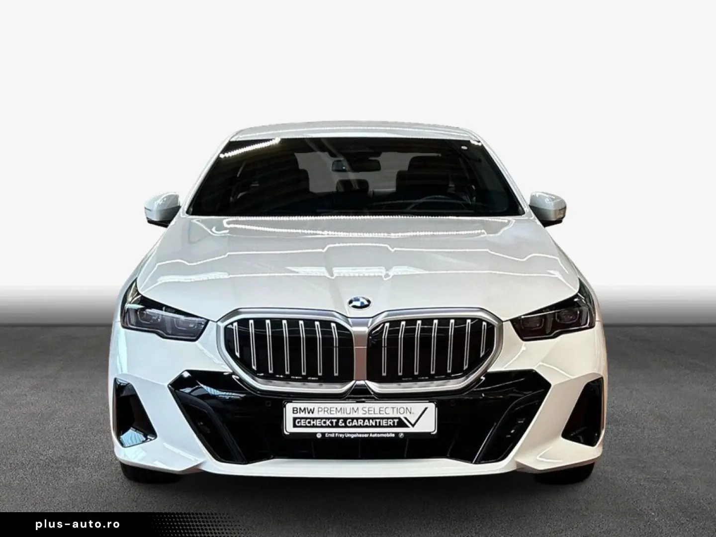 BMW Seria 5 2023 — imagine 4