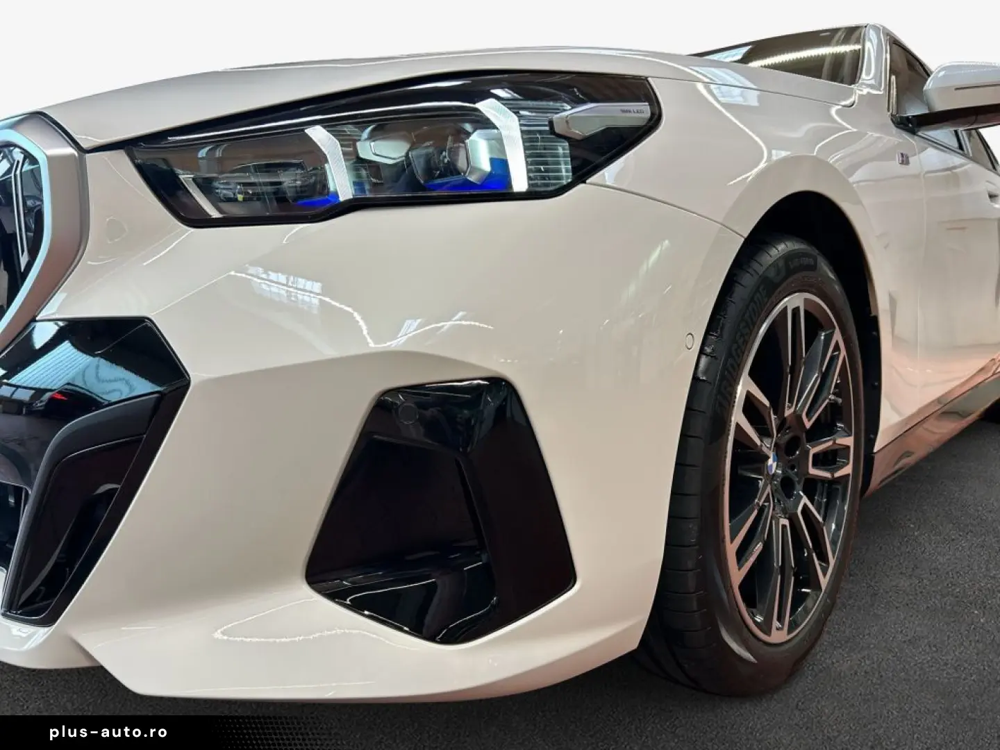 BMW Seria 5 2023 — imagine 7