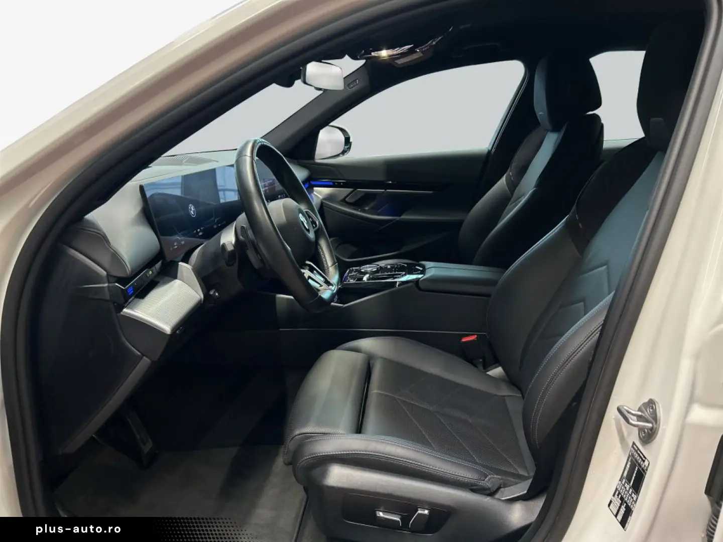 BMW Seria 5 2023 — imagine 10