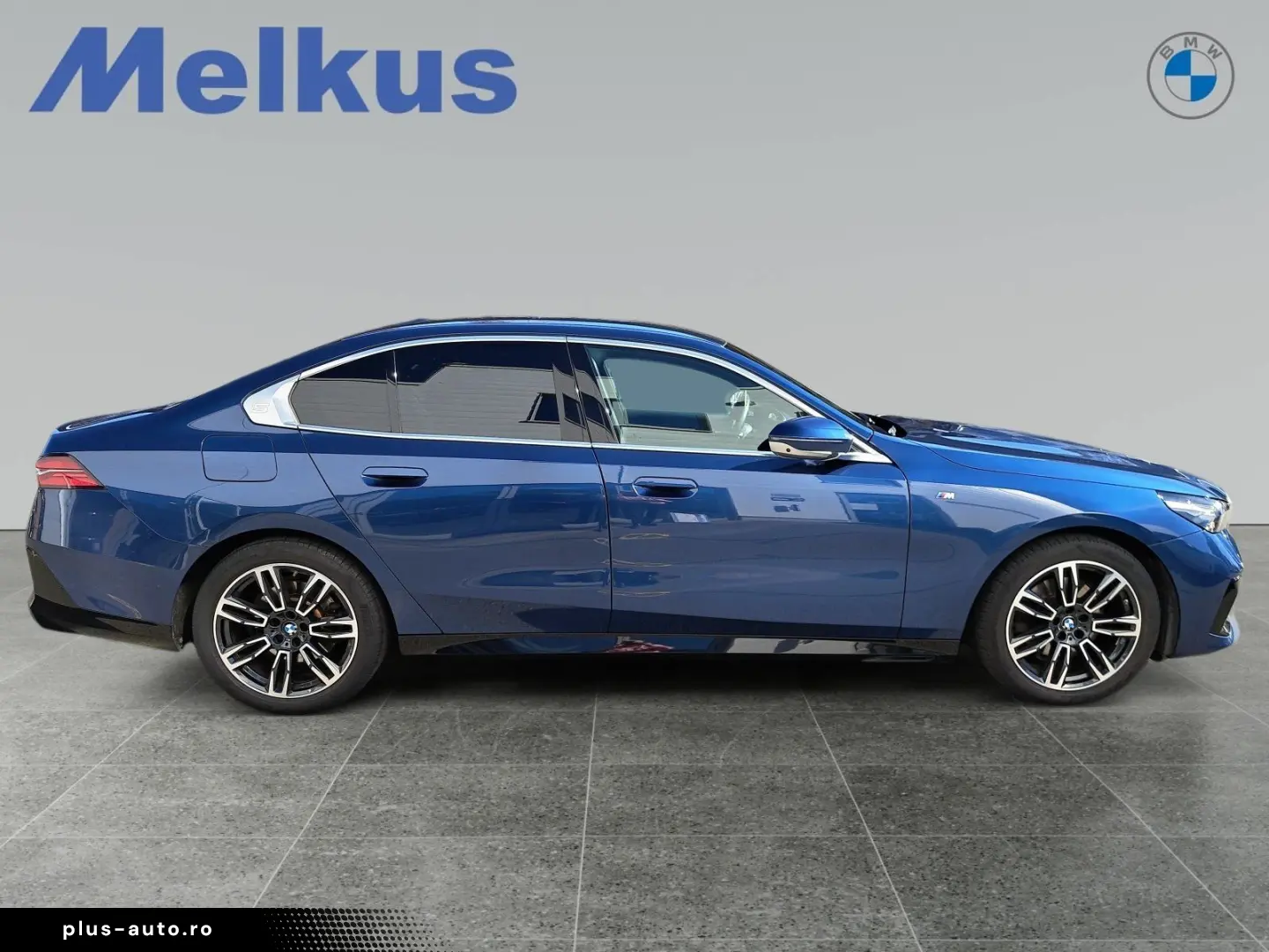 BMW Seria 5 2023 — imagine 5
