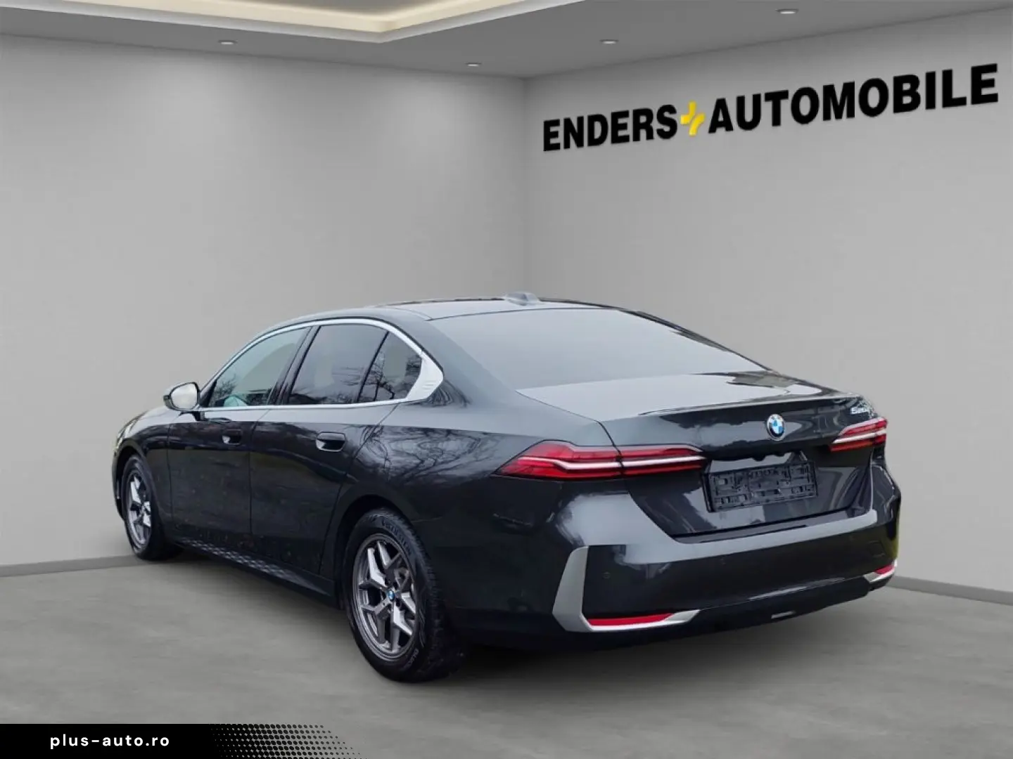 BMW Seria 5 2024 — imagine 3
