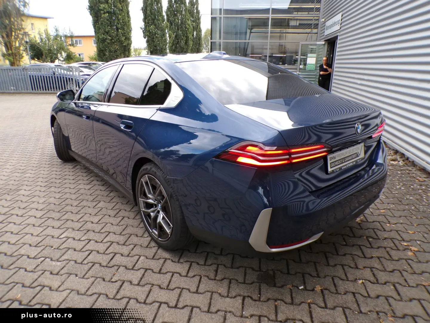 BMW Seria 5 2025 — imagine 5