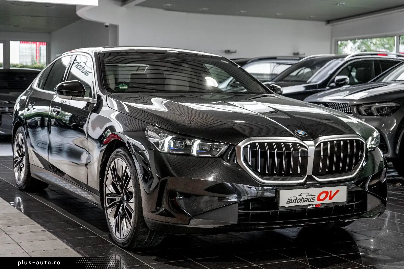 BMW Seria 5 2024 — imagine 10