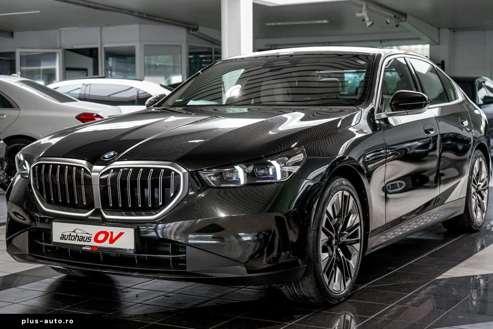 BMW Seria 5 2024 — imagine 11