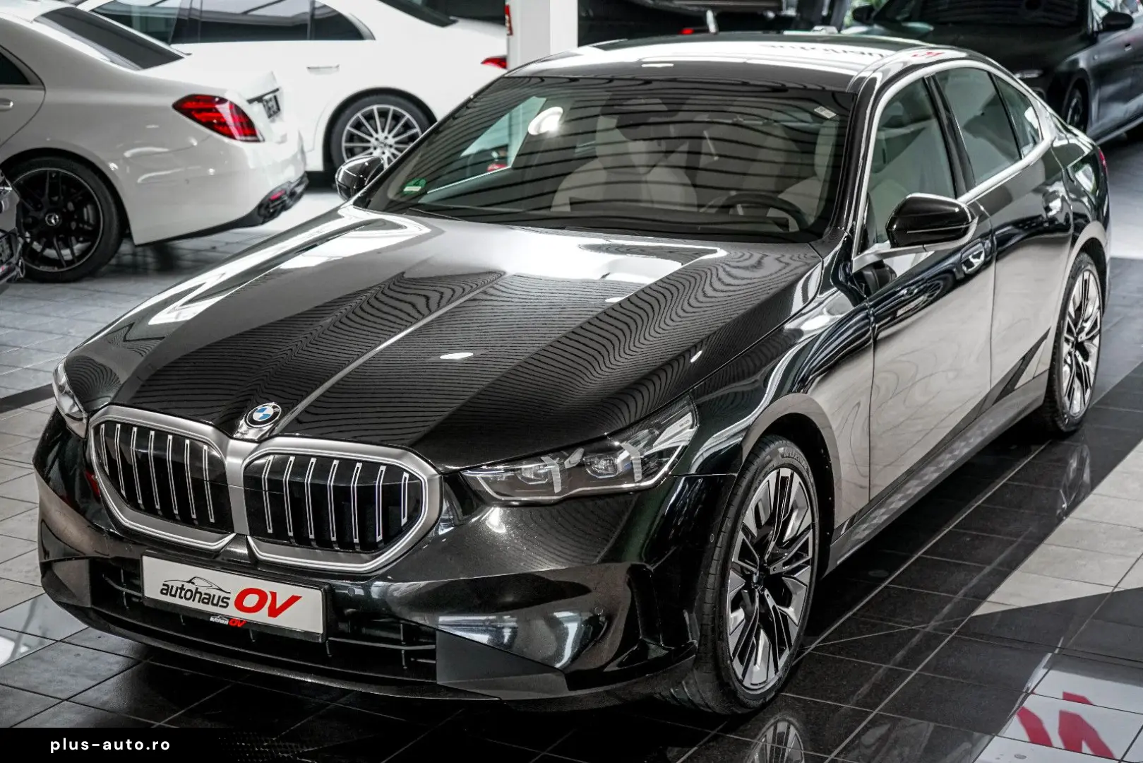 BMW Seria 5 2024 — imagine 24