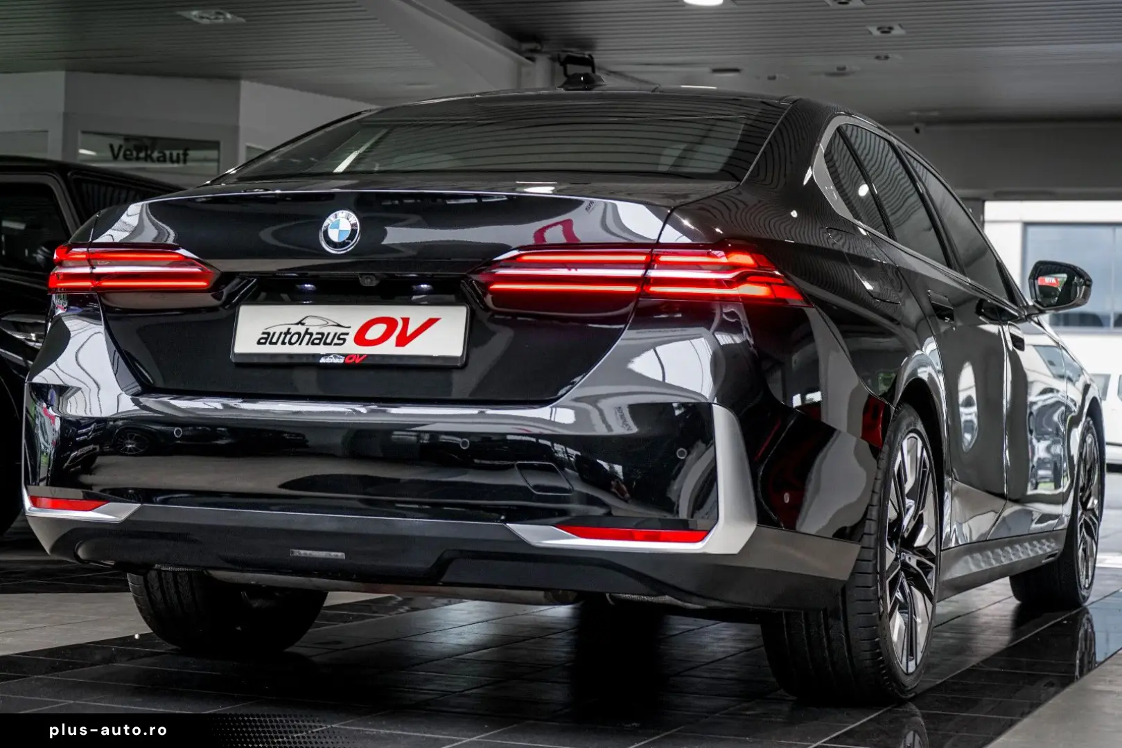 BMW Seria 5 2024 — imagine 32