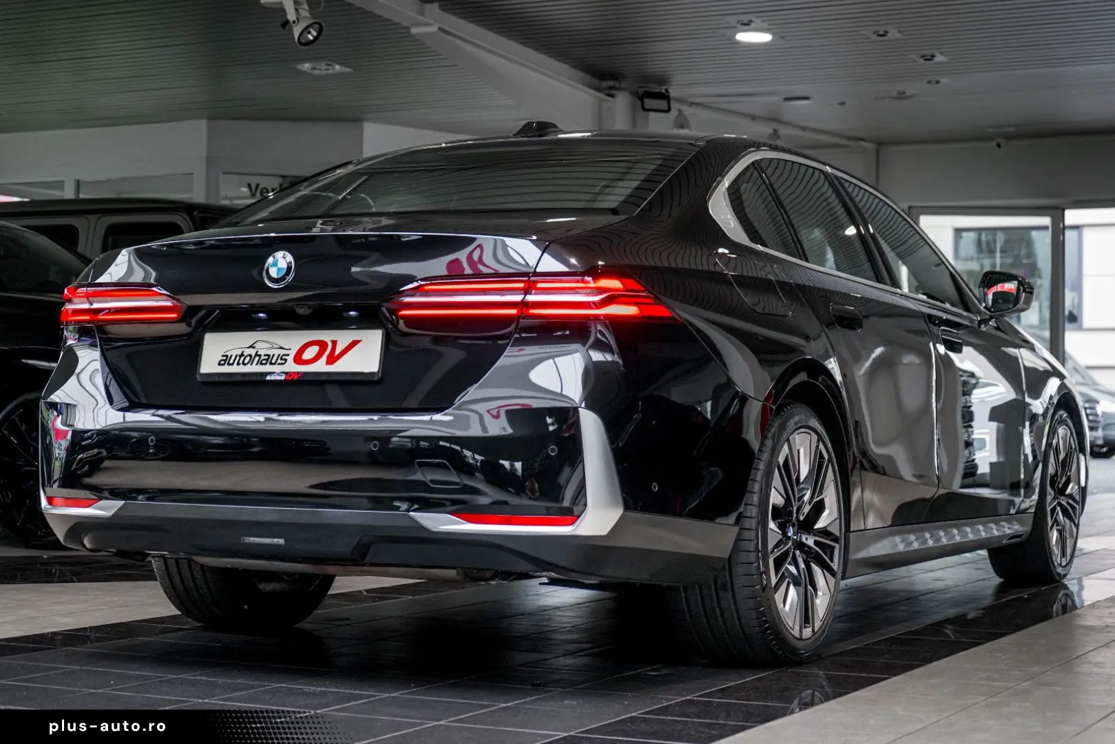 BMW Seria 5 2024 — imagine 34
