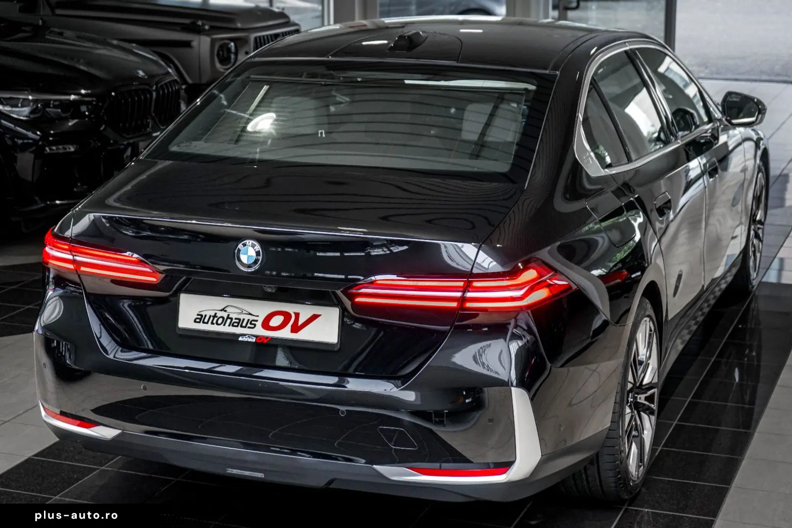 BMW Seria 5 2024 — imagine 36