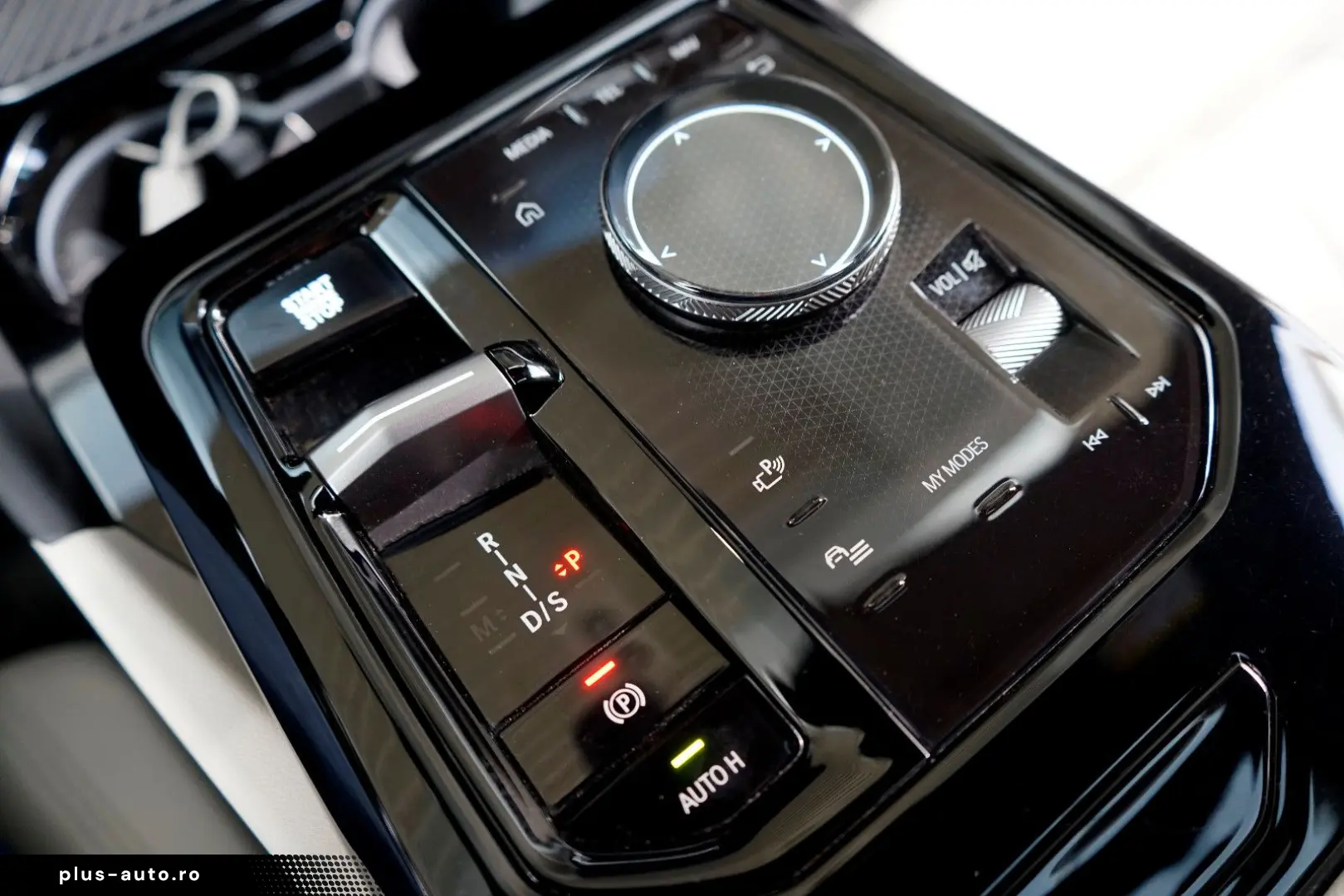 BMW Seria 5 2024 — imagine 42